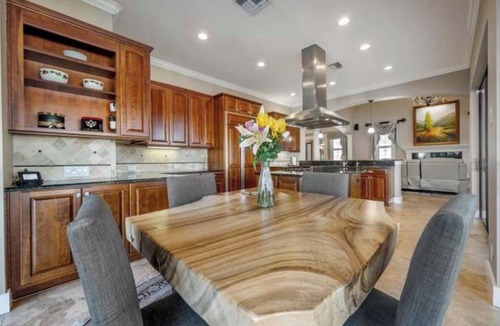 Virginia Park House | Good Place Rentals Elegant Edition