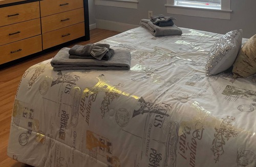 Lowell House | Good spot to have good rest