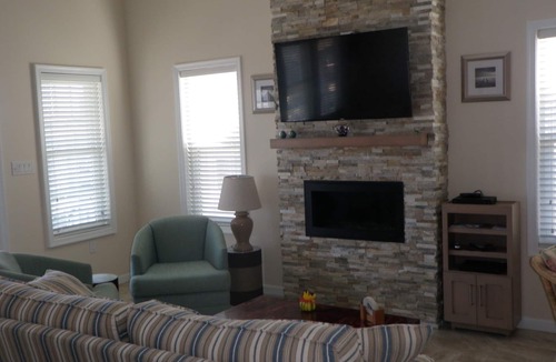 South End Condo | Good Times At The Beach - TWO WEEK MINIMUM VISIT