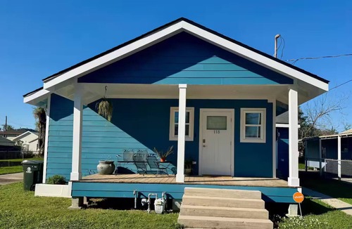 Houma House | Good Vibes House Relax & Enjoy
