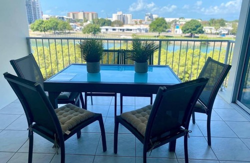 Townsville Apartment | Good Vibes Only on Stanley