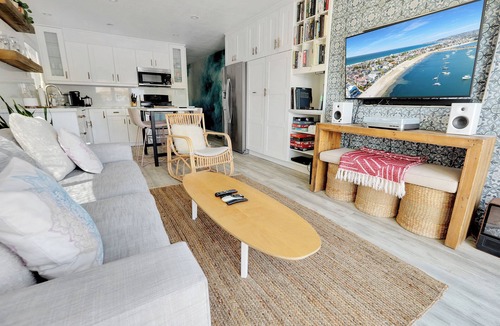 Central Mission Beach Condo | Good Vibes Only .