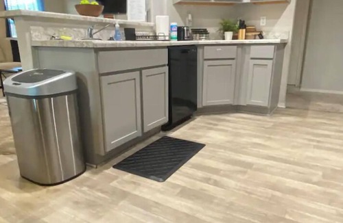 Conway House | Good Vibes