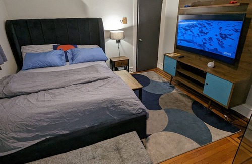 Frankford Apartment | Good Vibes