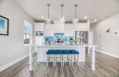 Gulf Palms House | Good Vibrations - Gulf View Home w/Beach Access