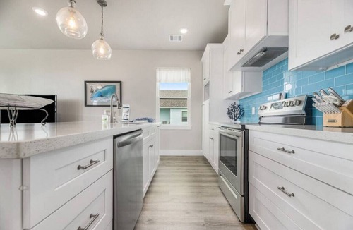Gulf Palms House | Good Vibrations - Gulf View Home w/Beach Access