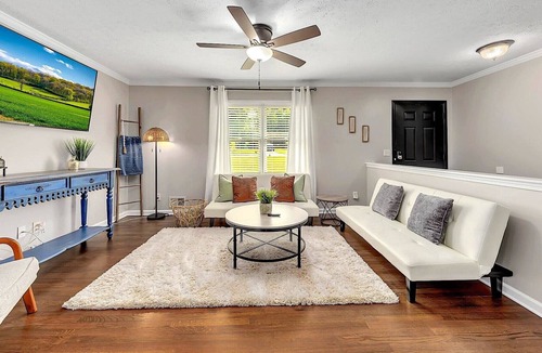 Marietta House | GoodKarma Rentals - Historic Marietta Newly Renovated Entire House.Next Door to