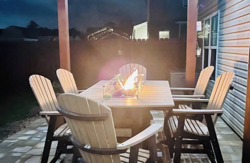 Swansboro House | Goodman's Castaway Retreat