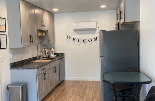 Cody Cottage | Goodturn Cottage