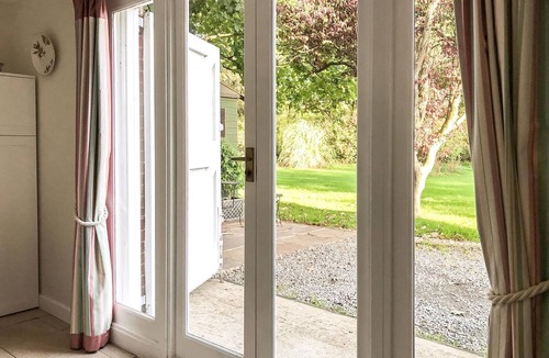 Chichester Cottage | Goodwood Coach House