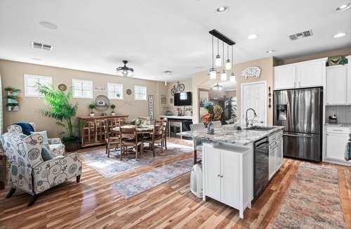 Glenmont Estates House | Goodyear Gem, Jacuzzi, Grill, Outdoor Oasis