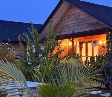 Sekongkang House | Goofys Hotel - Yoyos Sekongkang Sumbawa