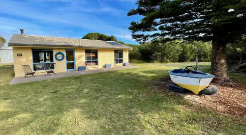 Goolwa Beach House | Goolwa Beachfront House. Pet Friendly.