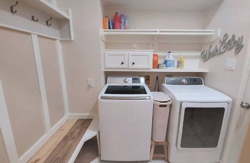 Pearland House | gooPalace : 3br/2ba - nice to work, play & relax