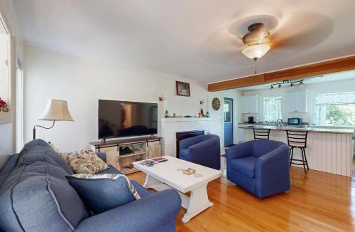 Ellsworth House | Goose Creek Cottage