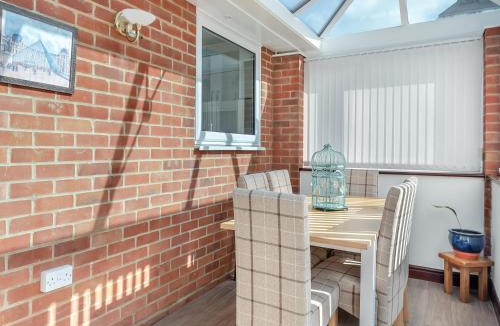 Sutton Bridge House | Goose Green House