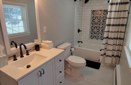 North Creek Bed & Breakfast | Goose Pond Inn Bed & Breakfast