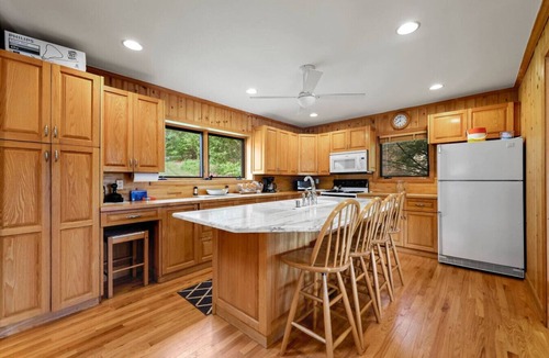 Tyringham House | Goose Pond Landings | Private Dock Kayaks