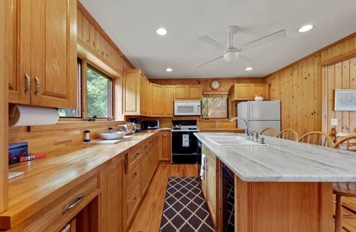 Tyringham House | Goose Pond Landings | Private Dock Kayaks