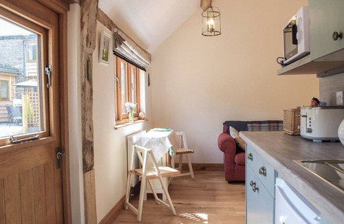 Westbrook Court Cottage | Gooses Roost - UK32096