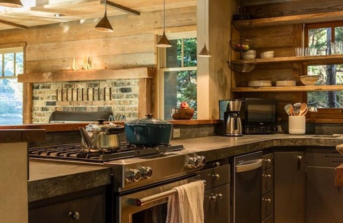 Rollingbay House | Gordy`s Place