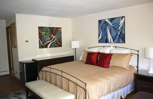 North Creek Hotel | Gore Mountain Lodge