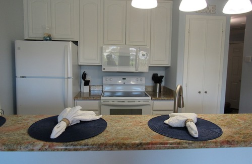 Galveston Condo | Gorgeous 1 bedroom beach front condo. Sleeps 6