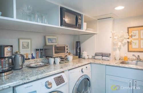 Phinney Ridge Apartment | Gorgeous 1 Bedroom Space