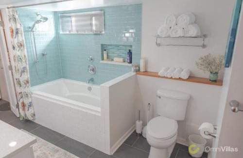 Phinney Ridge Apartment | Gorgeous 1 Bedroom Space