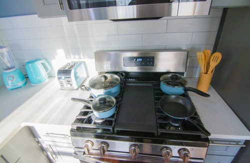 East New York Apartment | ✪Gorgeous 1BR + Balcony ✪30mins ➜ NYC, 13mins ➜JFK
