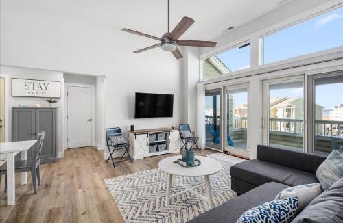 Heron Harbour Isle House | Gorgeous 2 bedroom at Seascape in prestigious Heron Harbour