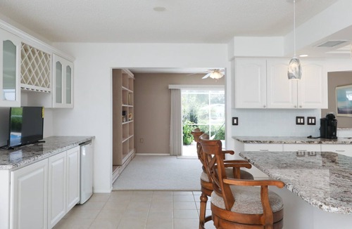 Harbour Heights House | 🥇 Gorgeous 2bd waterfront villa (CH824)