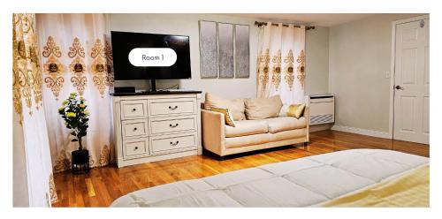 Canton Apartment | Gorgeous 2nd Floor Home with Private Entry