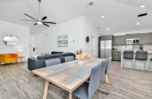 Loughman Villa | GORGEOUS 3 BED/3 BATH VILLA WITH PRIVATE POOL. FULLY REMODELLED