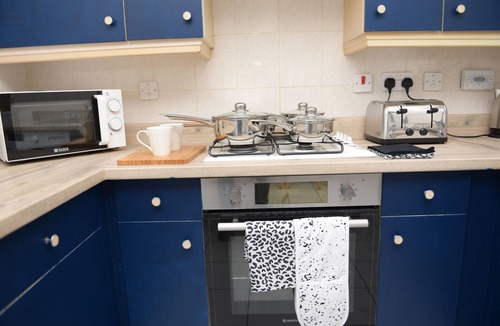 Bradley Stoke House | Gorgeous 3 bed in Bristol