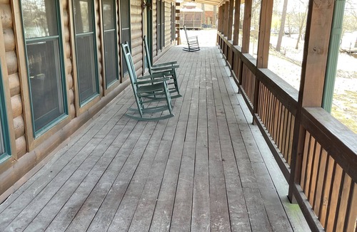 Fairdealing Cabin | Gorgeous 3 bedroom cabin on Current River with private boat ramp