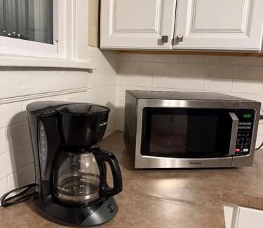 North Buffalo House | Gorgeous 3 BR Upper Unit Home