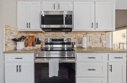 Brooksville House | Gorgeous 3BR/2BA Saltwater Pool on Rivard Public Golf Course