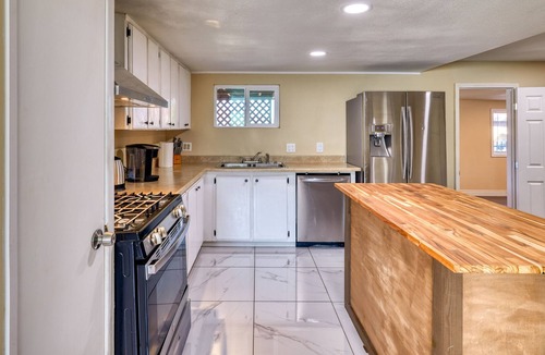 Pleasanton House | Gorgeous 3BR House for Refreshment & Relaxation!