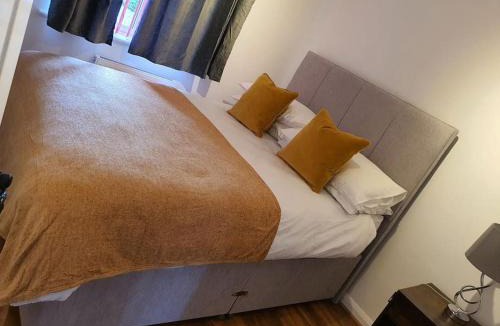 Bradley Stoke Villa | Gorgeous 4 Bed Detached House