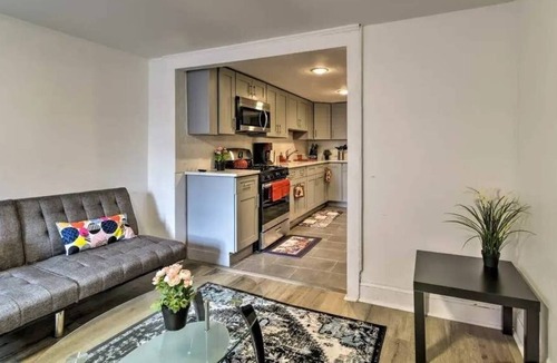 West Side Apartment | Gorgeous 4 BR on The Heights