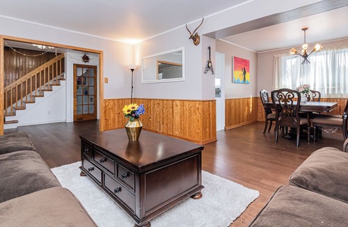 Brossard Cottage | Gorgeous 5 Bedroom House