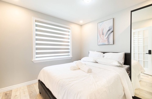 North York House | Gorgeous 6 Bedroom Home in North York