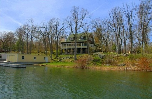 Wellesley Island House | Gorgeous 6 BR House on the Water