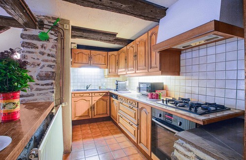 Saint-Chely-d'Aubrac Apartment | Gorgeous apartment in Saint-Chely-d'Aubrac