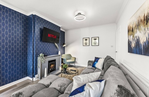 Cambridge House | Gorgeous Abode in Cambridge - Pet Friendly!