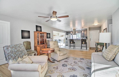 Victory Hills House | Gorgeous Albuquerque Getaway w/Private Yard!