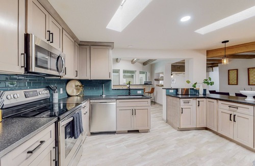 Los Duranes House | Gorgeous and Spacious North Valley Tranquility + indoor pool and billiard room!