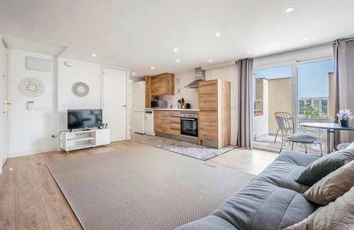 Vallpineda Apartment | Gorgeous apartment in Sant Pere de Ribes