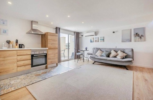 Vallpineda Apartment | Gorgeous apartment in Sant Pere de Ribes